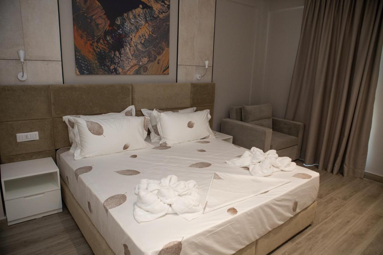 Hotel Qeparo Kültér fotó