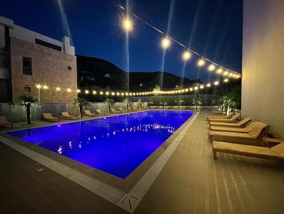 Hotel Qeparo Kültér fotó
